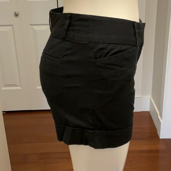 The Limited Women’s DREW FIT Black Short Size 6 - Picture 4 of 11